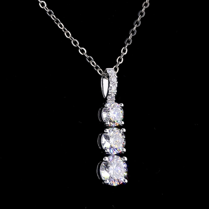 The Trio | 3.25 Carat Graduated Three Stone Round Diamond Drop Pendant