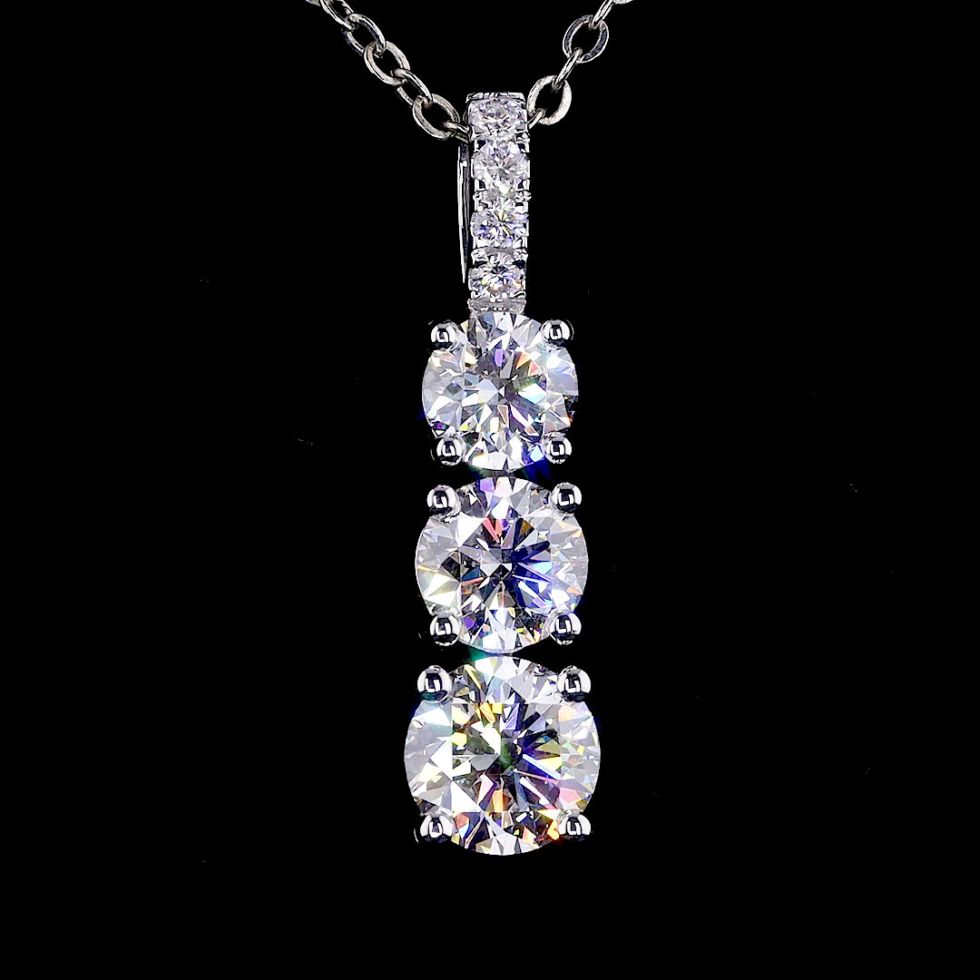 the trio | 3.25 carat graduated three stone round diamond drop pendant