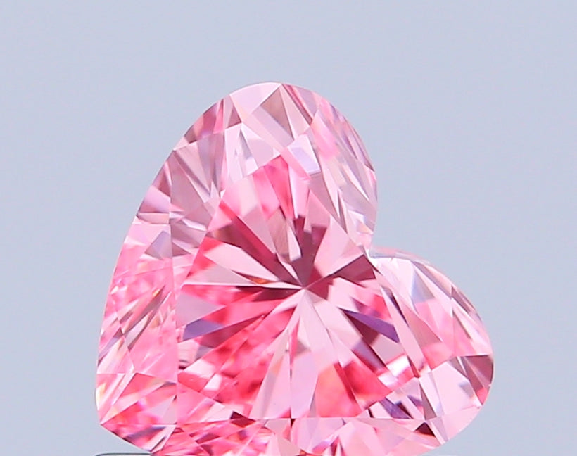 heart 0.75 carat fancy vivid pink vvs2  vg vg slight