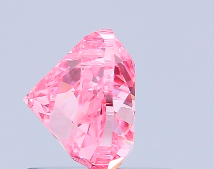 heart 0.83 carat fancy vivid pink vvs2  vg vg slight