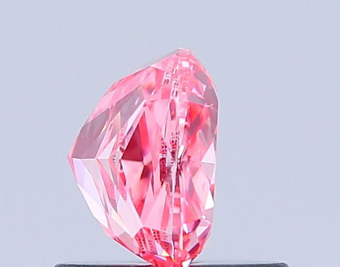 cushion 1.03 carat fancy vivid pink vs2  vg vg strong
