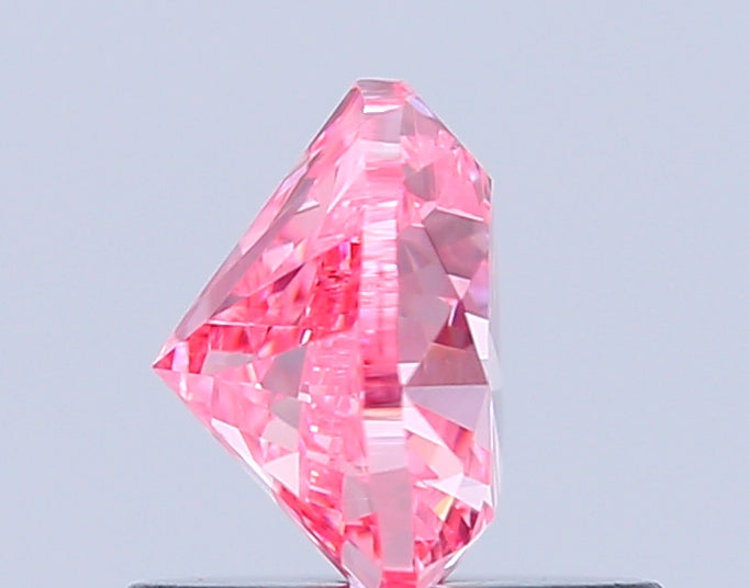 heart 0.87 carat fancy vivid pink vvs2  vg vg strong