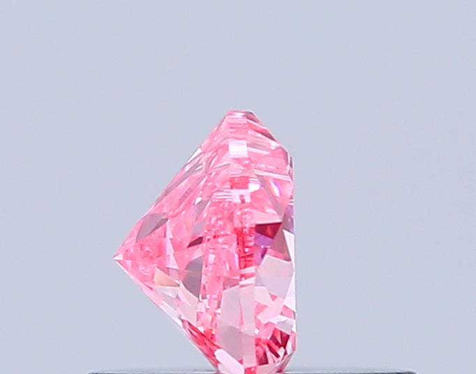 heart 0.49 carat fancy vivid pink vvs2  vg vg strong