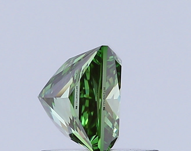 princess 1.06 carat fancy vivid green vvs2  vg good none