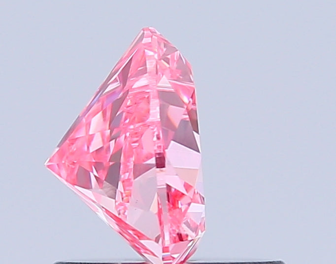 heart 0.89 carat fancy vivid pink vvs2  vg vg strong