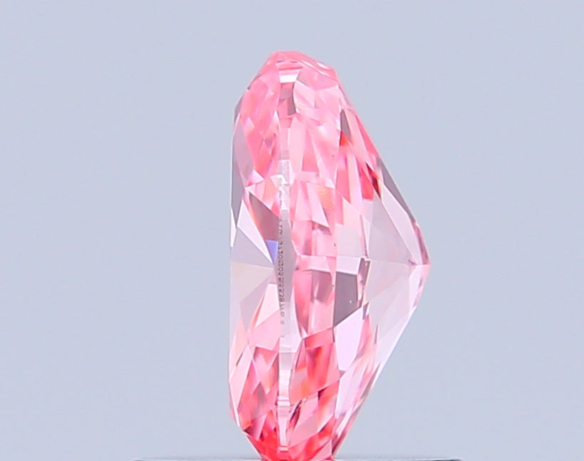 oval 1.09 carat fancy vivid pink vvs2  vg vg strong