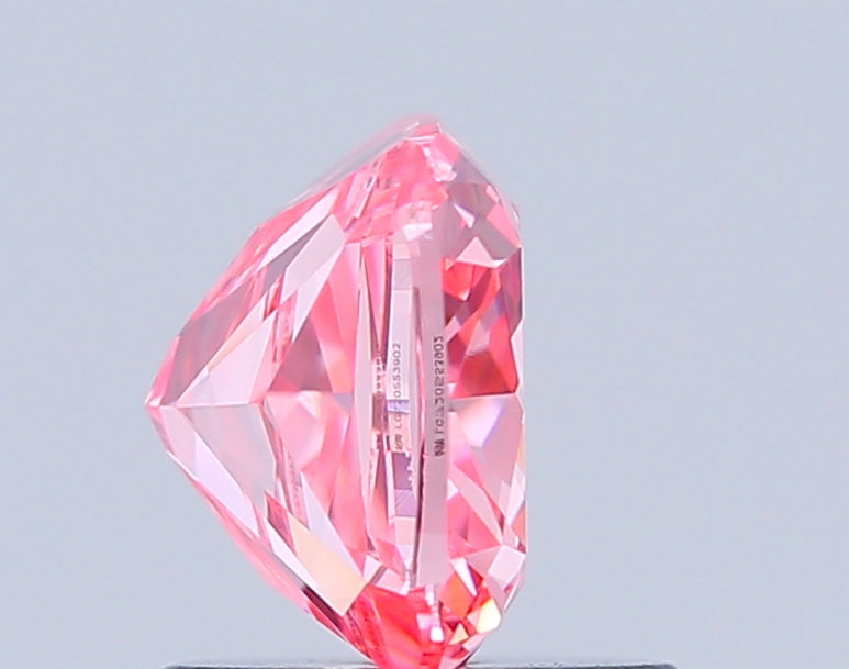cushion 1.53 carat fancy vivid pink vs2  vg vg strong