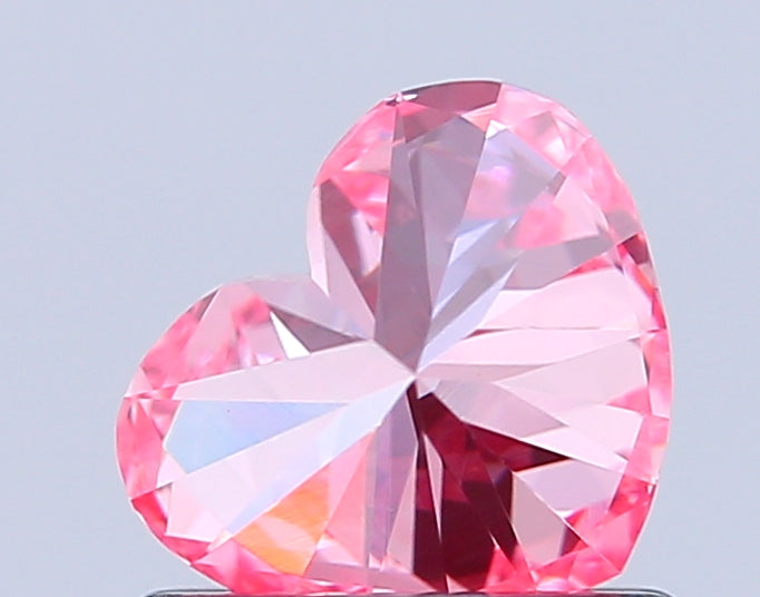 heart 0.86 carat fancy vivid pink vvs2  vg vg strong