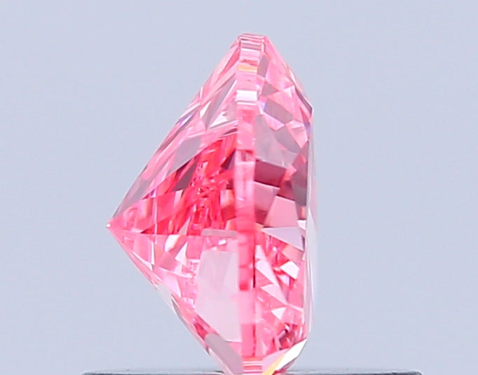 heart 0.82 carat fancy vivid pink vvs2  vg vg strong