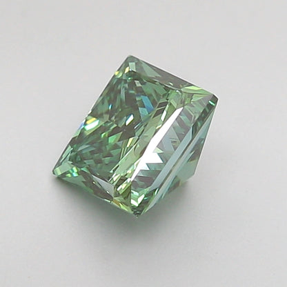 PRINCESS 0.98 CARAT FANCY VIVID GREEN VVS2  EX EX VERY SLIGHT