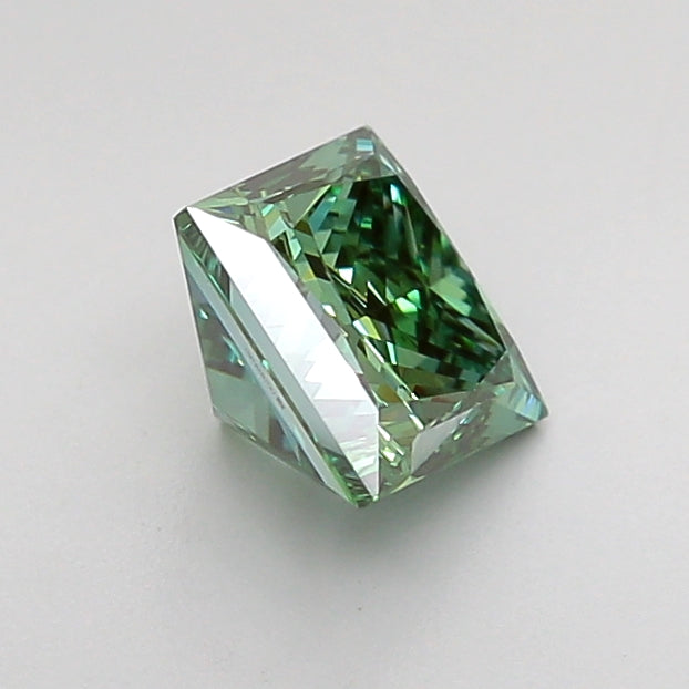 princess 0.98 carat fancy vivid green vvs2  ex ex very slight
