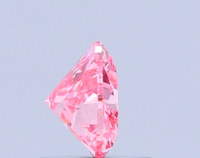 heart 0.77 carat fancy vivid pink vvs2  vg vg strong