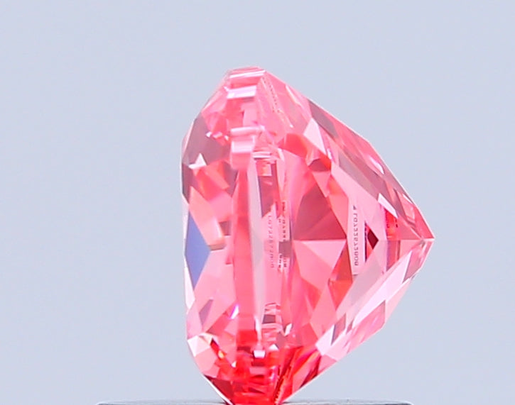 cushion 1.56 carat fancy vivid pink vvs2  vg vg strong